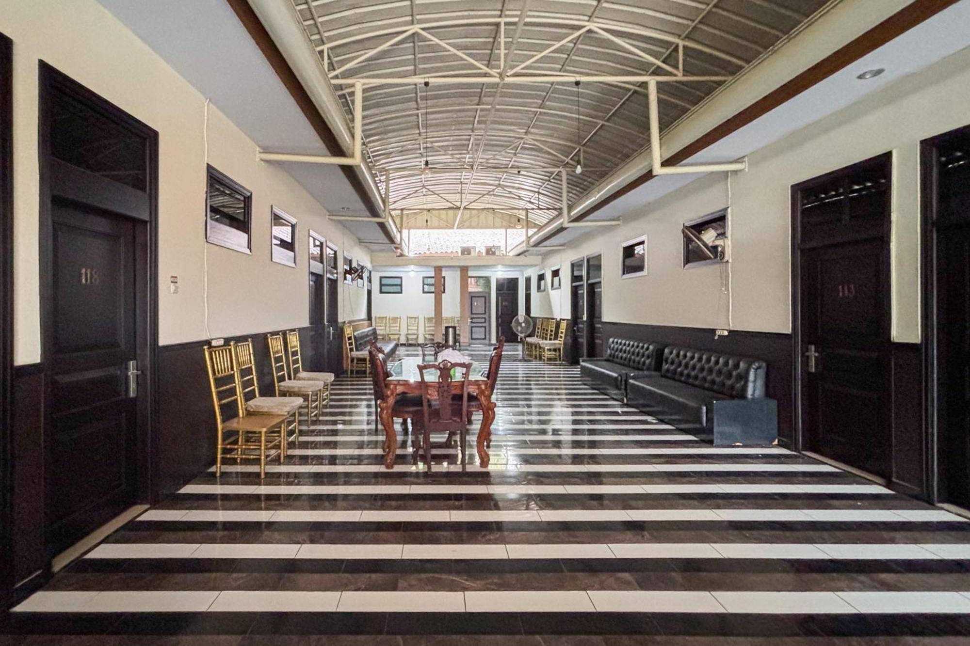 Urbanview Alfiya Hotel Lampung Bandar Lampung Kültér fotó